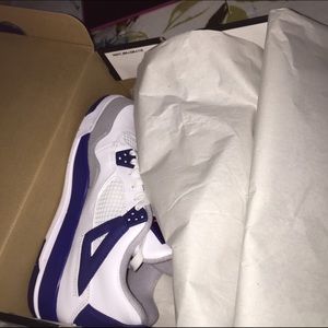 BRAND NEW JORDAN RETRO 4s